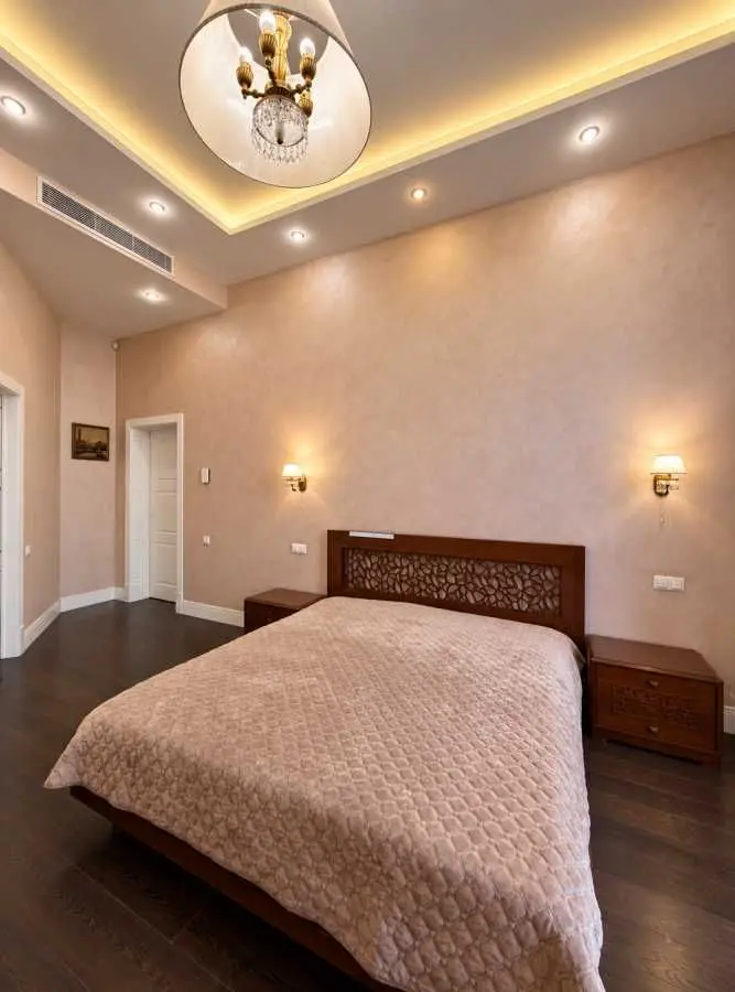 Фото Rent a 3-room apartment, Voskresenska Street (Lenina Street) 9 Dnipro for long-term rent, price: 40000 UAH, code 9827
