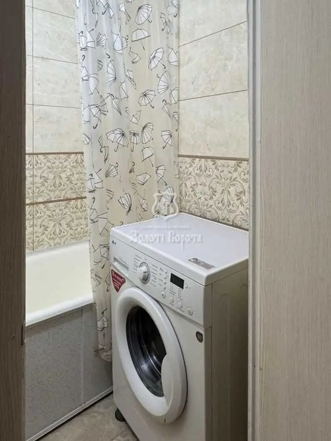 Фото Продаю 1 кімнатну квартиру, 31.2 кв. м, Лісківська вул. 6а Київ, ціна: 45000 USD, код 9828