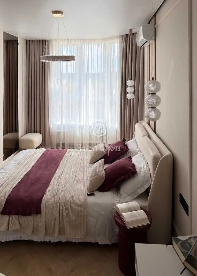 Фото Selling a 1-room apartment, 38.2 sq.m., Sofiivska Borschahivka, price: 99500 USD, code 9835