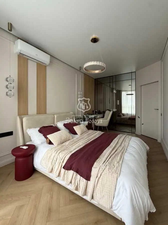 Фото Selling a 1-room apartment, 38.2 sq.m., Sofiivska Borschahivka, price: 99500 USD, code 9835