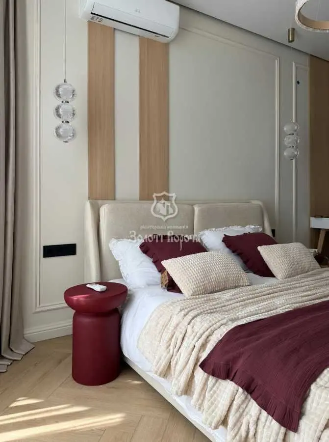 Фото Selling a 1-room apartment, 38.2 sq.m., Sofiivska Borschahivka, price: 99500 USD, code 9835