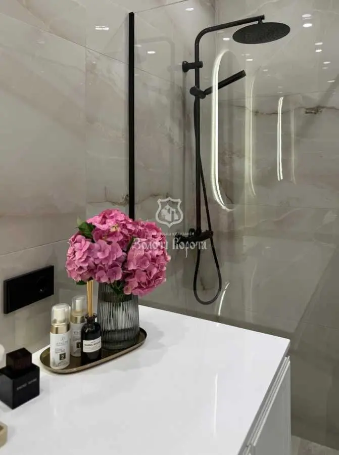 Фото Selling a 1-room apartment, 38.2 sq.m., Sofiivska Borschahivka, price: 99500 USD, code 9835