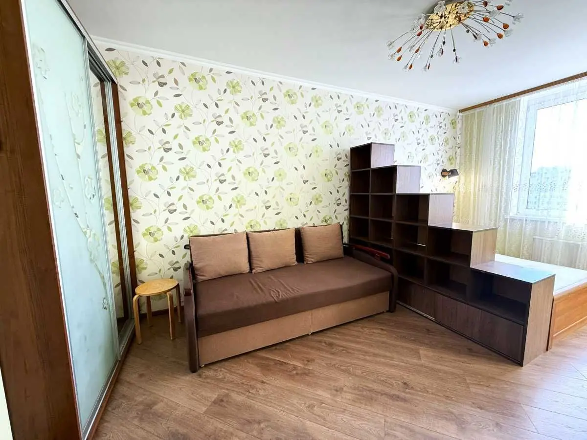 Фото Зняти 1 кімнатну квартиру, Урлівська вул. 23В Київ в довгострокову оренду, ціна: 12000 UAH, код 9843