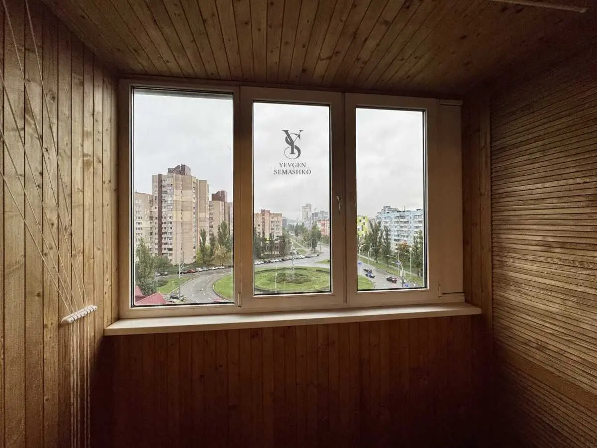 Фото Зняти 2 кімнатну квартиру, Йорданська вул. (Лайоша Гавро) 14 Київ в довгострокову оренду, ціна: 17000 UAH, код 9846