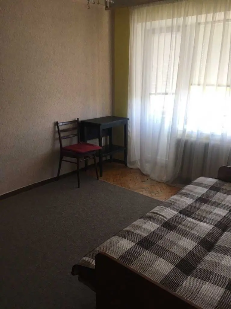 Фото Зняти 1 кімнатну квартиру, Академіка Вернадського бульв.  Київ в довгострокову оренду, ціна: 7500 UAH, код 9847