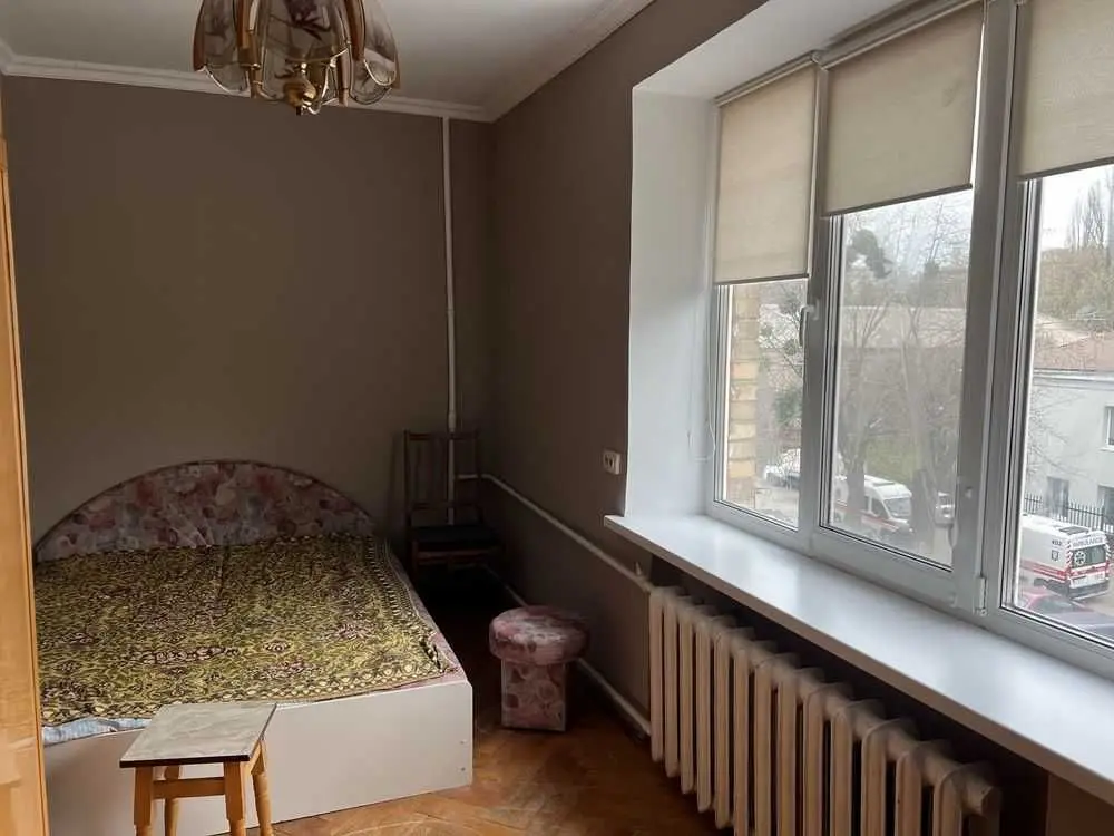 Фото Зняти 2 кімнатну квартиру, Машинобудівна вул. 34 Київ в довгострокову оренду, ціна: 16000 UAH, код 9848
