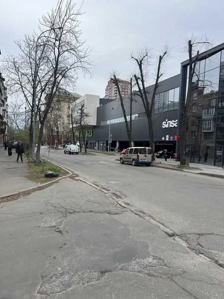 Фото Зняти 2 кімнатну квартиру, Машинобудівна вул. 34 Київ в довгострокову оренду, ціна: 16000 UAH, код 9848