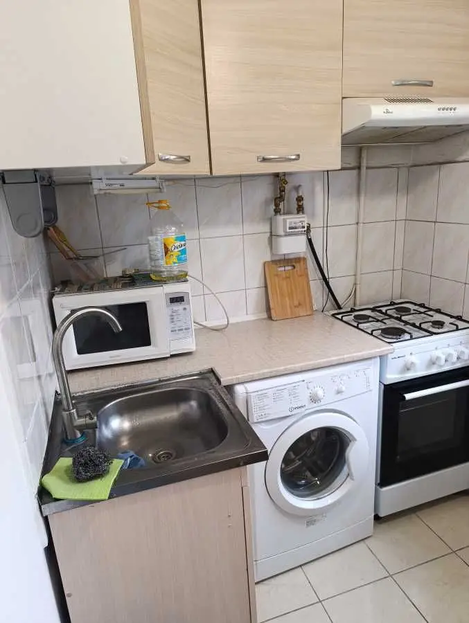 Фото Зняти 1 кімнатну квартиру, Степана Руданського вул.  Київ в довгострокову оренду, ціна: 8500 UAH, код 9849