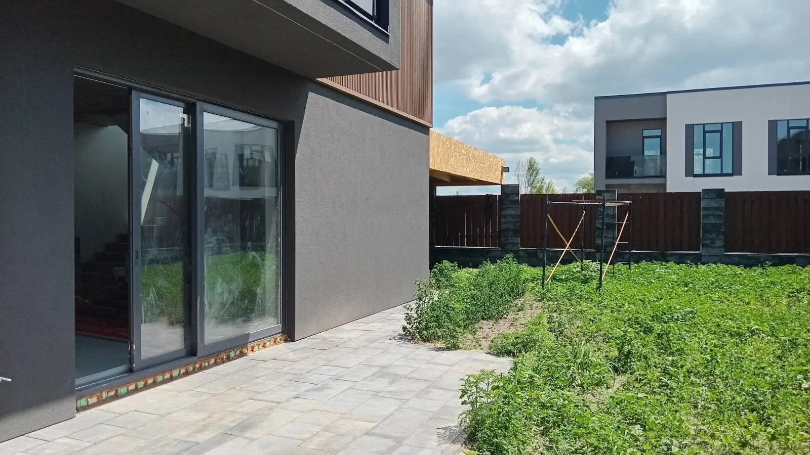 Фото Продаю будинок, 150 кв. м, Центральна вул.  Київ, ціна: 215000 $, код 9853