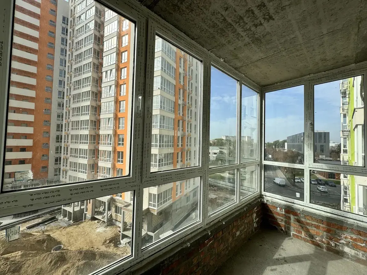 Фото Продаю 1 кімнатну квартиру, 35 кв. м, Олеся Бердника вул.  Київ, ціна: 73000 $, код 9854