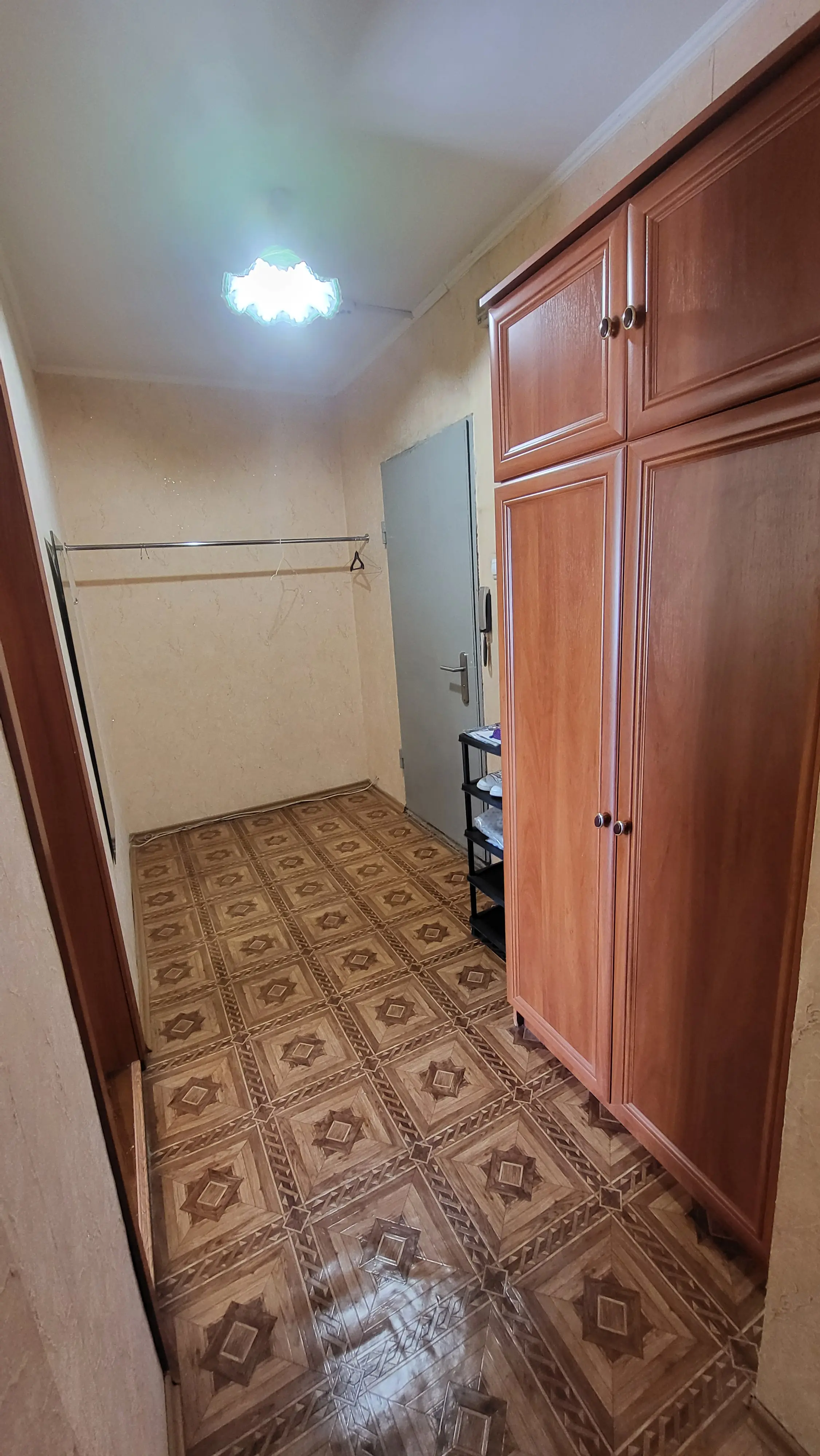 Фото Rent a 1-room apartment, Oleny Pchilky Street 4 Kyiv for long-term rent, price: 9500 UAH, code 9855
