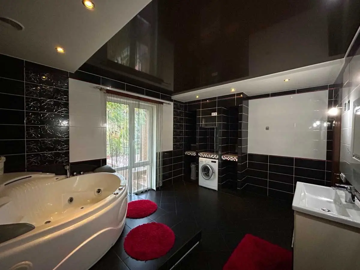 Фото Продаю дом, 185 кв. м, Вишнёвая ул.  Новые Петровцы, цена: 90000 USD, код 9858