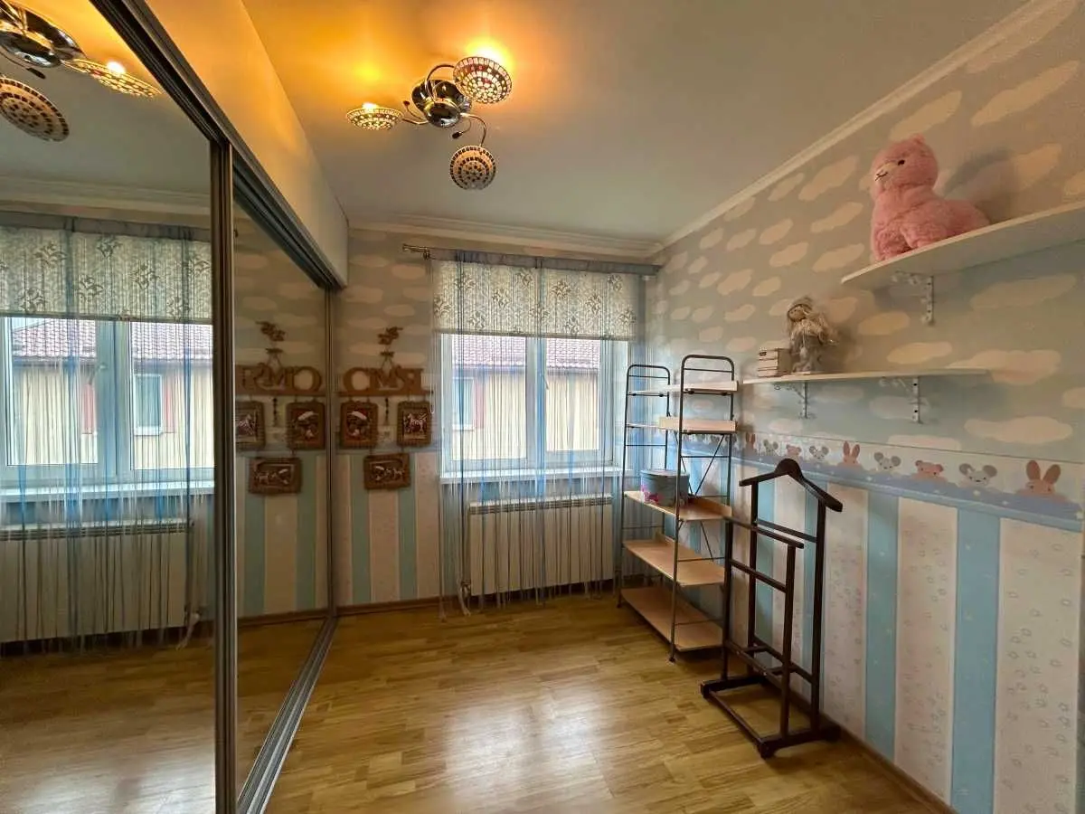 Фото Продаю дом, 185 кв. м, Вишнёвая ул.  Новые Петровцы, цена: 90000 USD, код 9858