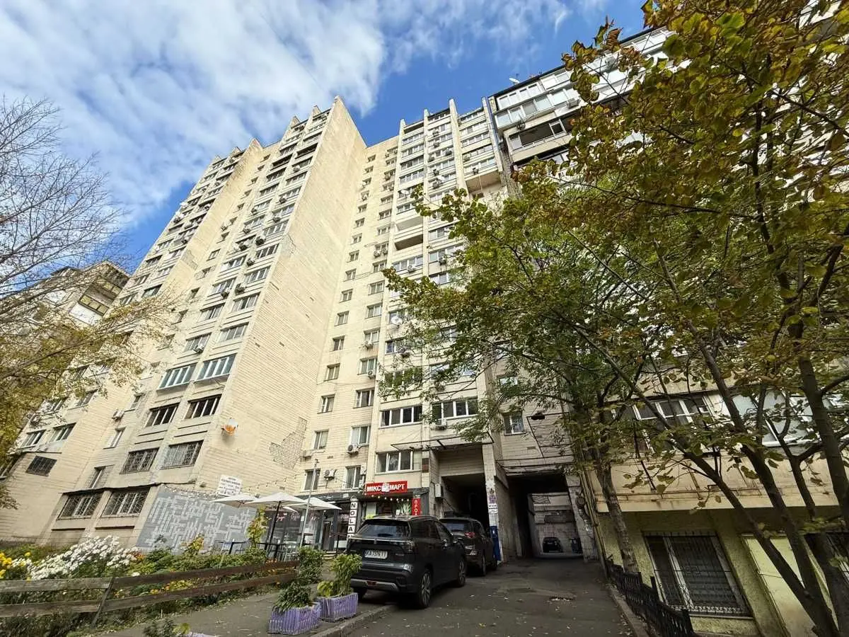 Фото Rent a 2-room apartment, Predslavynska Street 25 Kyiv for long-term rent, price: 19500 UAH, code 9859