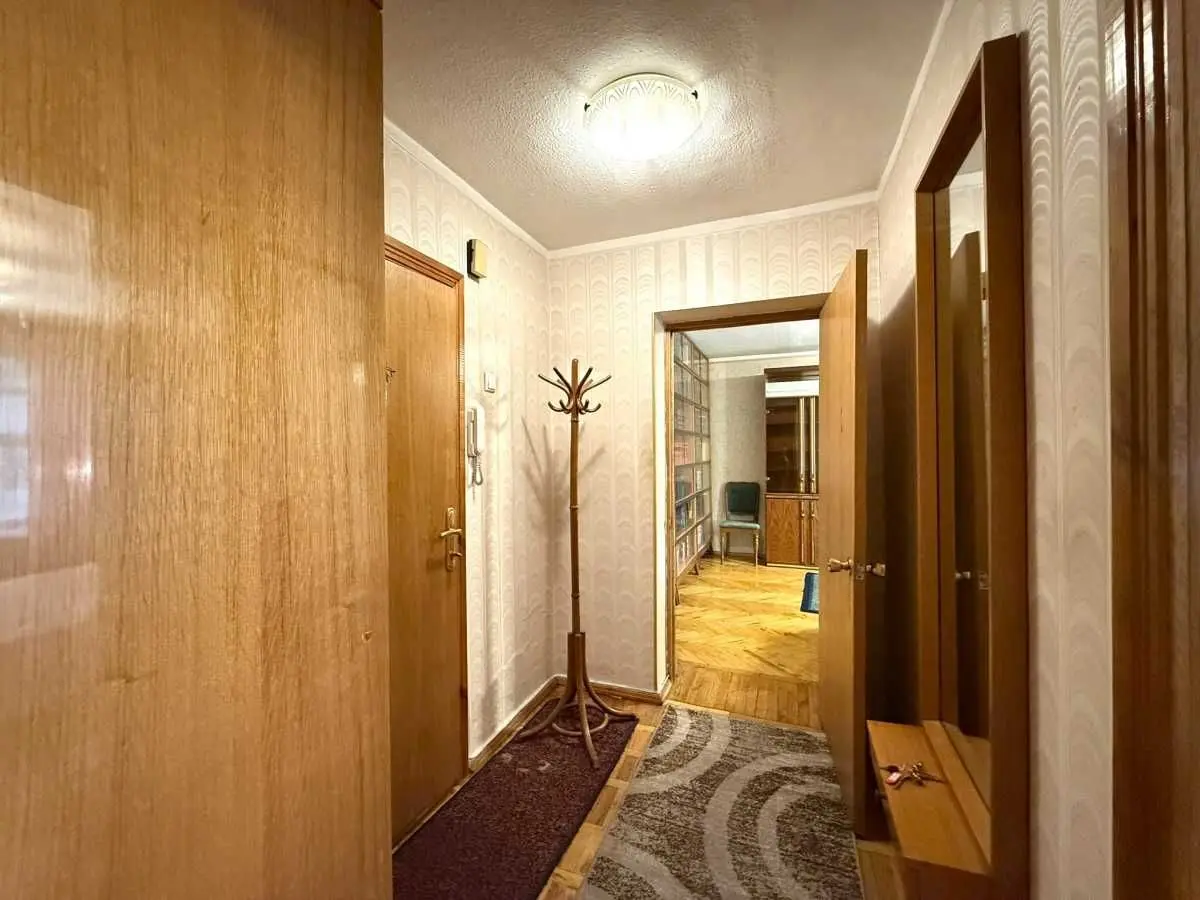 Фото Rent a 2-room apartment, Predslavynska Street 25 Kyiv for long-term rent, price: 19500 UAH, code 9859
