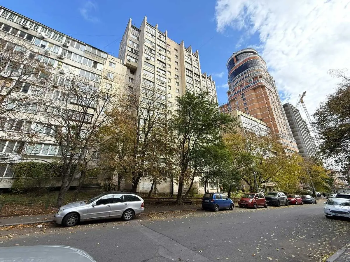 Фото Rent a 2-room apartment, Predslavynska Street 25 Kyiv for long-term rent, price: 19500 UAH, code 9859