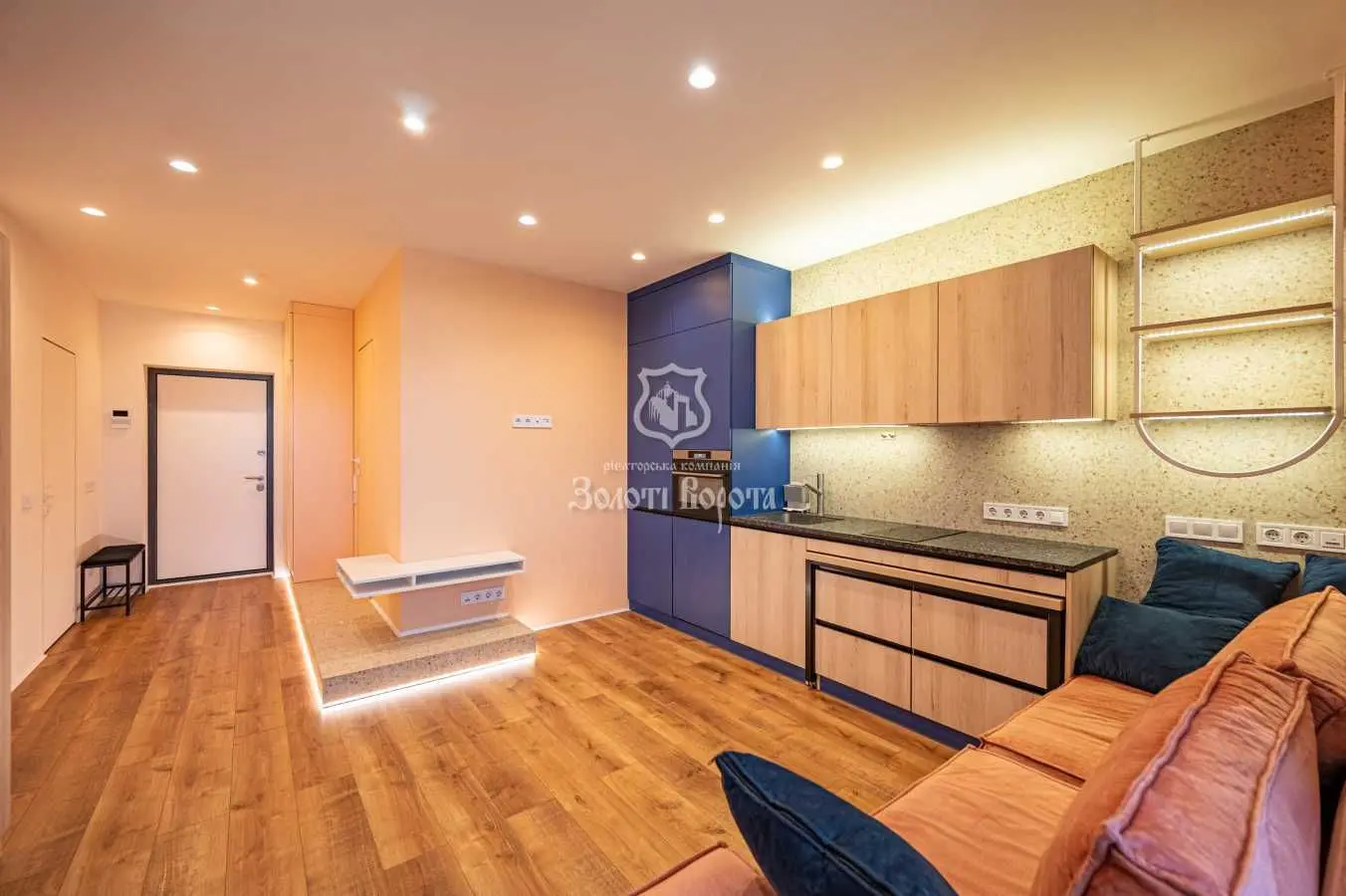 Фото Selling a 1-room apartment, 48 sq.m., Antonovycha Street (Horkoho Street)  Kyiv, price: 129000 USD, code 9860