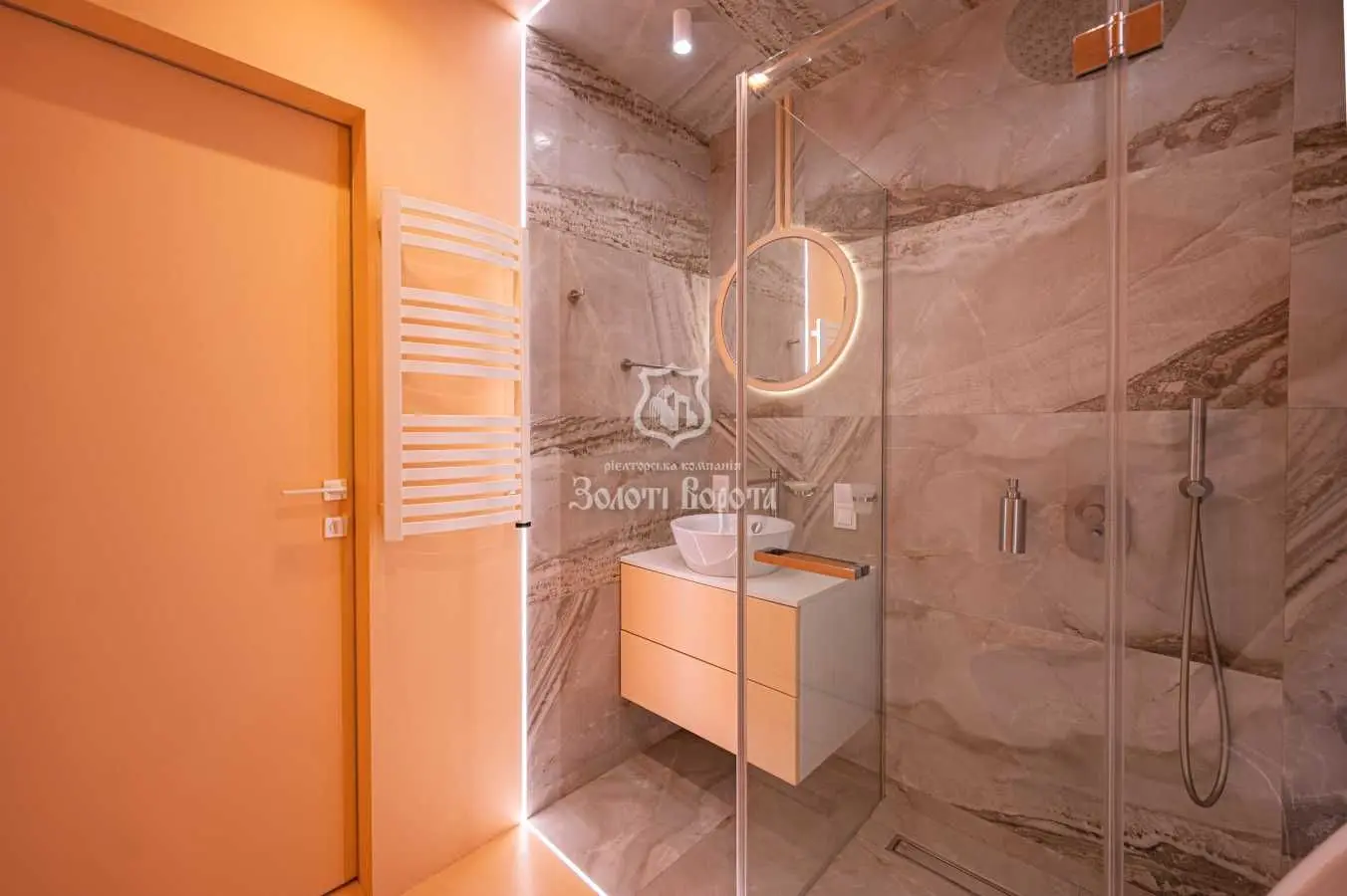 Фото Selling a 1-room apartment, 48 sq.m., Antonovycha Street (Horkoho Street)  Kyiv, price: 129000 USD, code 9860
