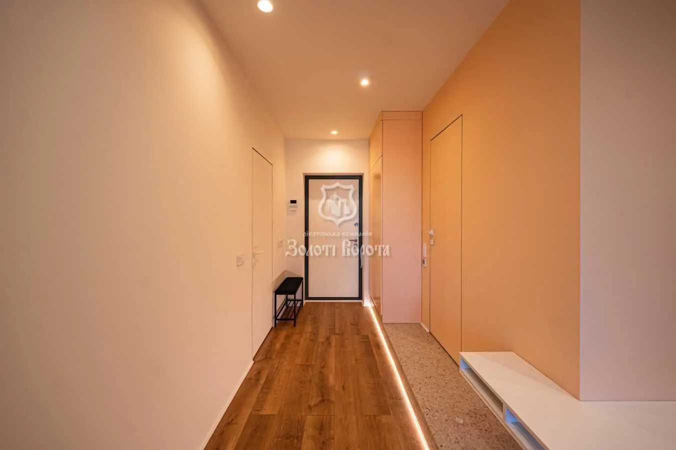 Фото Selling a 1-room apartment, 48 sq.m., Antonovycha Street (Horkoho Street)  Kyiv, price: 129000 USD, code 9860