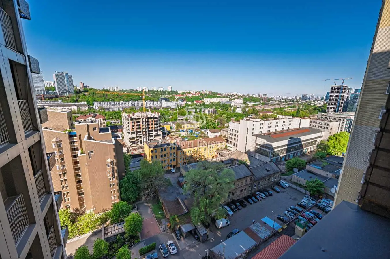 Фото Selling a 1-room apartment, 48 sq.m., Antonovycha Street (Horkoho Street)  Kyiv, price: 129000 USD, code 9860