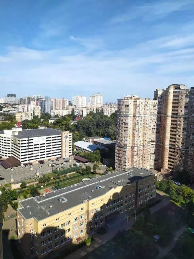 Фото Зняти 3 кімнатну квартиру, Голосіївська вул. 13а Київ в довгострокову оренду, ціна: 30000 UAH, код 9863