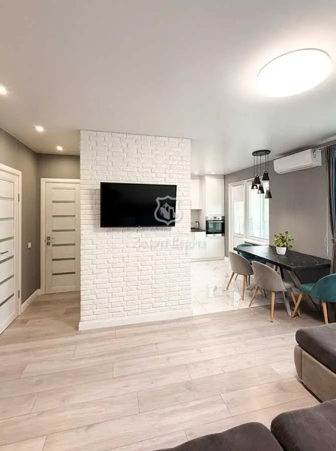 Фото Selling a 2-room apartment, 54 sq.m., Sofii Rusovoi Street 7 Kyiv, price: 72000 USD, code 9869