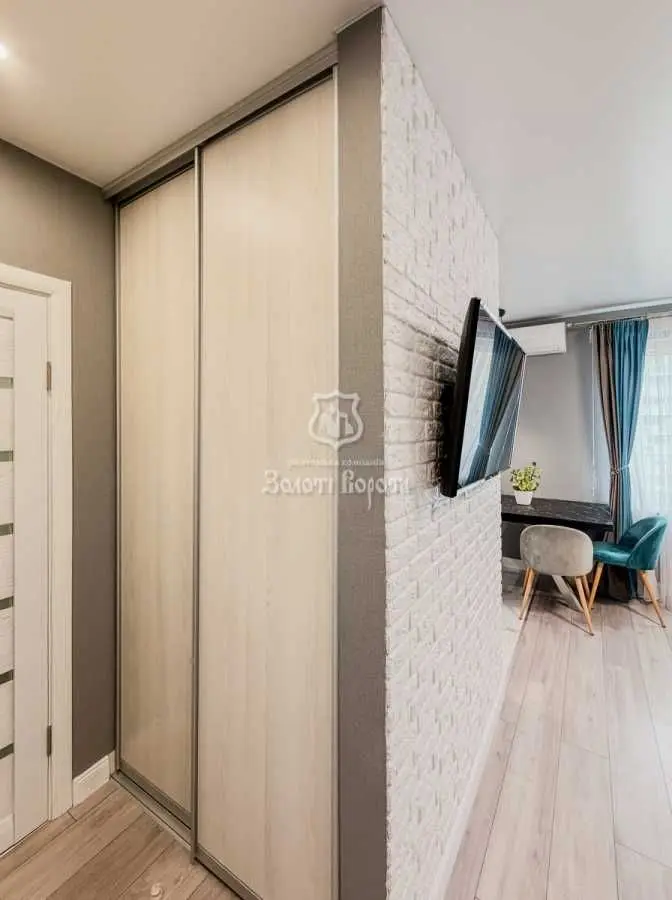 Фото Selling a 2-room apartment, 54 sq.m., Sofii Rusovoi Street 7 Kyiv, price: 72000 USD, code 9869