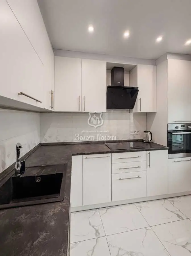 Фото Selling a 2-room apartment, 54 sq.m., Sofii Rusovoi Street 7 Kyiv, price: 72000 USD, code 9869