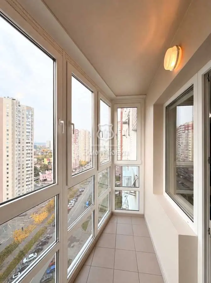 Фото Selling a 2-room apartment, 54 sq.m., Sofii Rusovoi Street 7 Kyiv, price: 72000 USD, code 9869