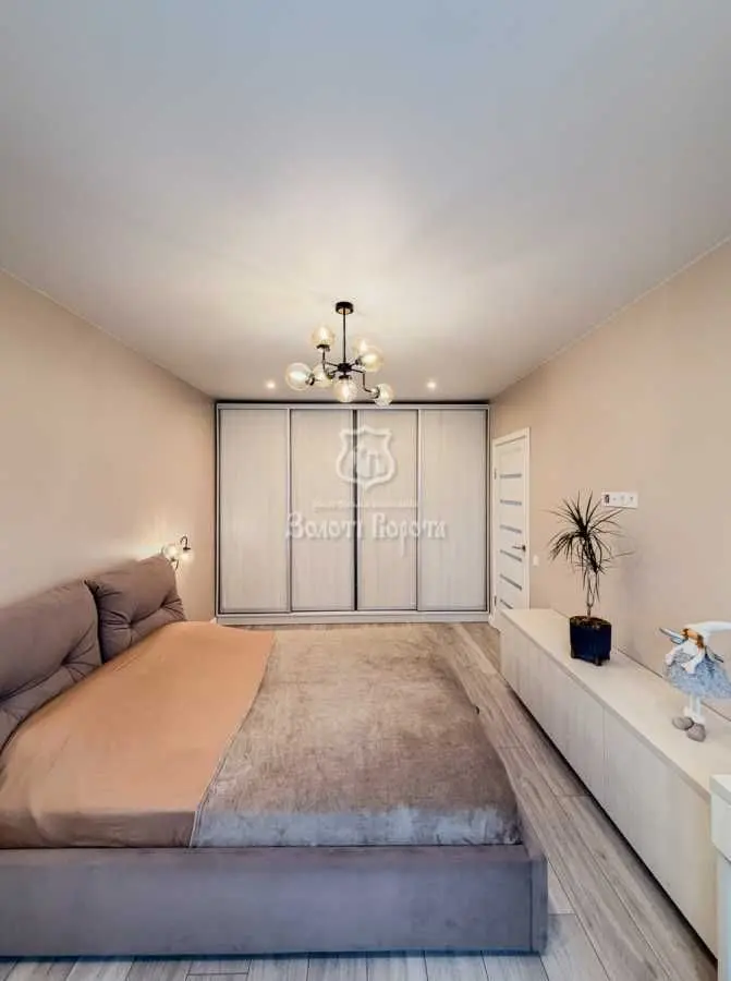Фото Selling a 2-room apartment, 54 sq.m., Sofii Rusovoi Street 7 Kyiv, price: 72000 USD, code 9869