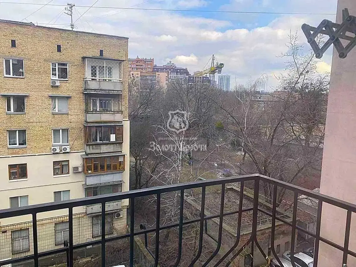 Фото Продаю 5 кімнатну квартиру, 198.7 кв. м, Тургенєвська вул.  Київ, ціна: 149000 USD, код 9870
