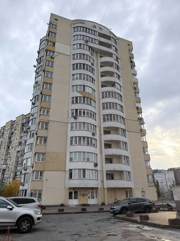 Фото Зняти 1 кімнатну квартиру, Героїв Сталінграда просп.  Київ в довгострокову оренду, ціна: 18000 UAH, код 9880