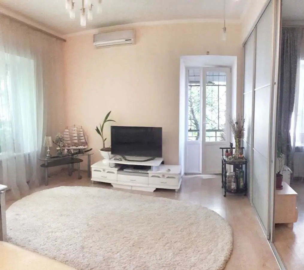 Фото Selling a 2-room apartment, 53 sq.m., Leontovicha Street 15 Odesa, price: 84000 USD, code 9885
