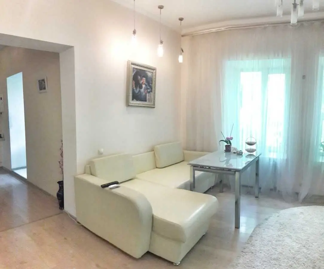 Фото Selling a 2-room apartment, 53 sq.m., Leontovicha Street 15 Odesa, price: 84000 USD, code 9885