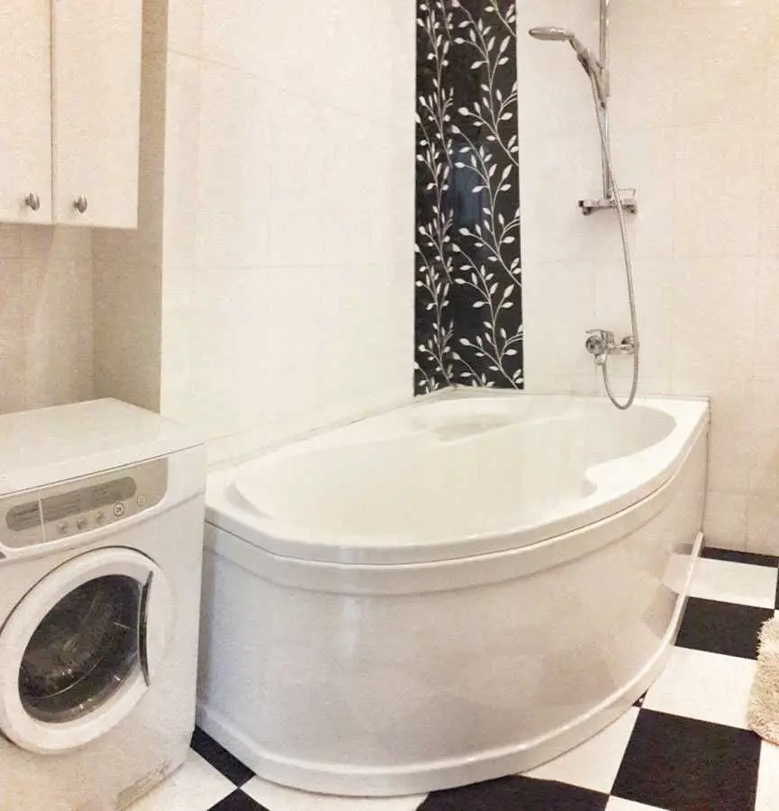 Фото Selling a 2-room apartment, 53 sq.m., Leontovicha Street 15 Odesa, price: 84000 USD, code 9885