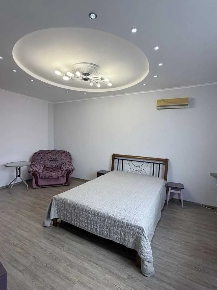 Фото Rent a 1-room apartment, Heroiv Stalinhrada Avenue 2д Kyiv for long-term rent, price: 17997 UAH, code 9887