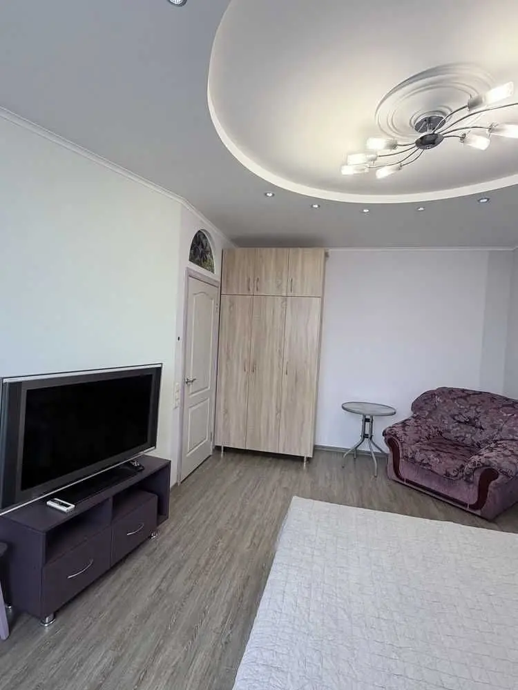 Фото Rent a 1-room apartment, Heroiv Stalinhrada Avenue 2д Kyiv for long-term rent, price: 17997 UAH, code 9887