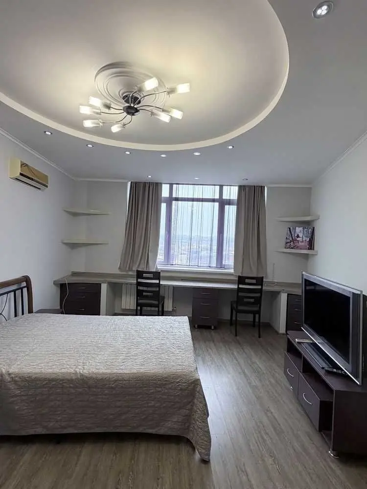 Фото Rent a 1-room apartment, Heroiv Stalinhrada Avenue 2д Kyiv for long-term rent, price: 17997 UAH, code 9887