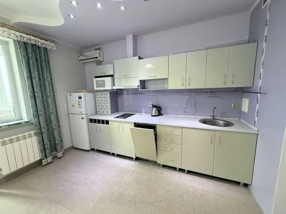 Фото Rent a 1-room apartment, Heroiv Stalinhrada Avenue 2д Kyiv for long-term rent, price: 17997 UAH, code 9887