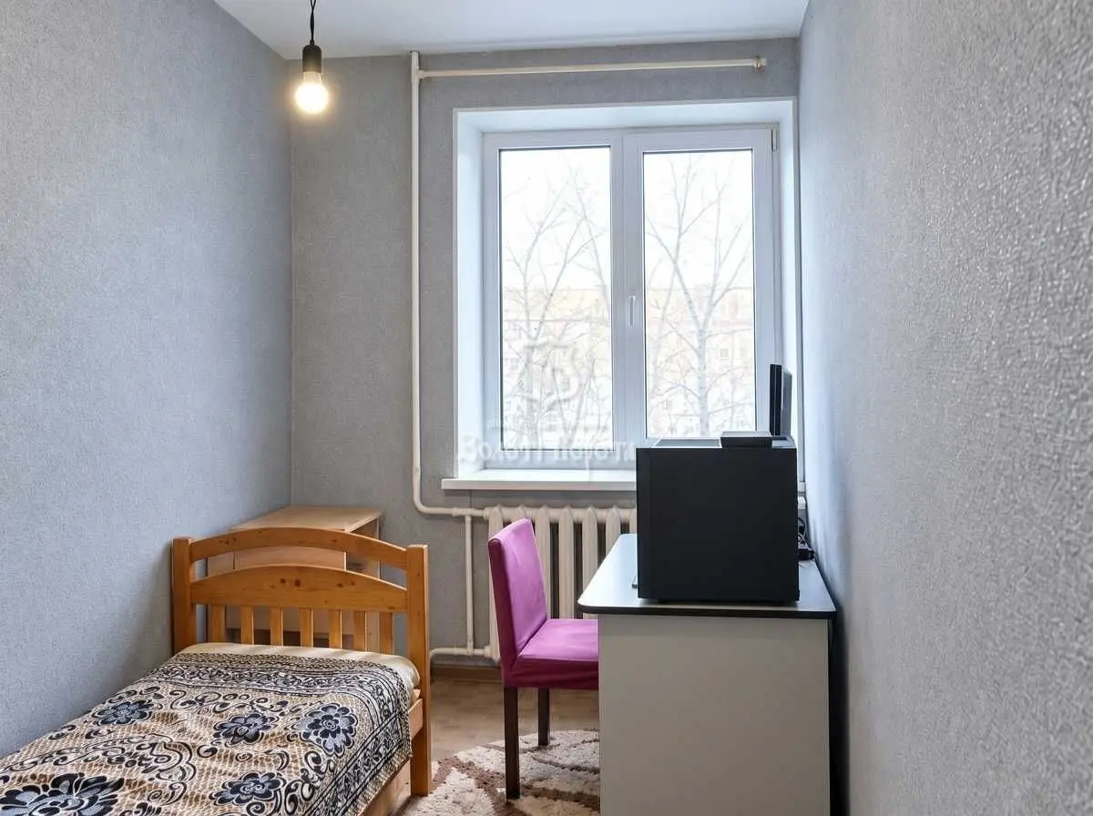 Фото Продаю 3-комнатную квартиру, 64.7 кв. м, Сентябрьская ул.  Киев, цена: 58000 USD, код 9888