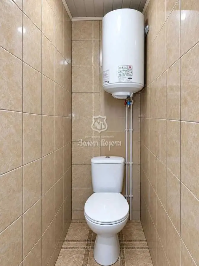 Фото Продаю 3-комнатную квартиру, 64.7 кв. м, Сентябрьская ул.  Киев, цена: 58000 USD, код 9888