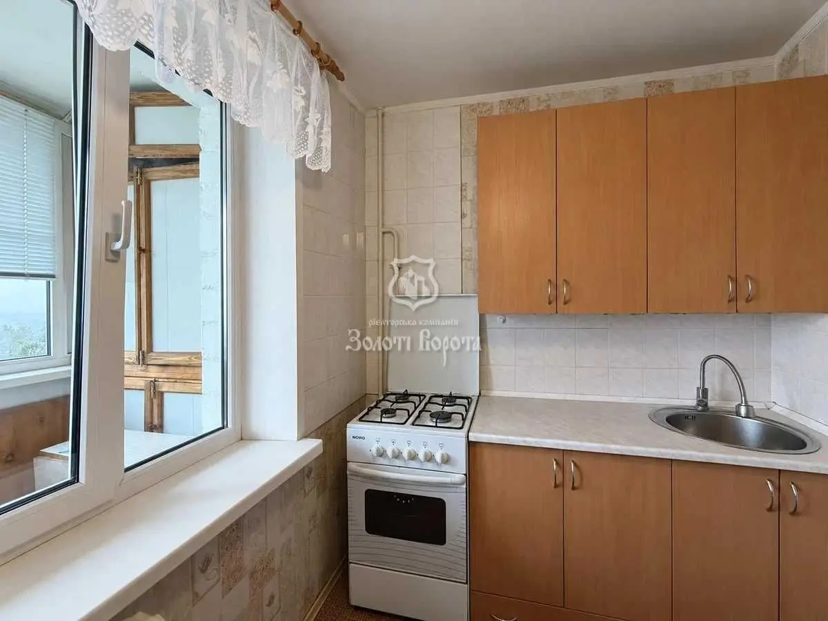 Фото Selling a 1-room apartment, 32.4 sq.m., Zodchykh Street 74 Kyiv, price: 40000 USD, code 9891
