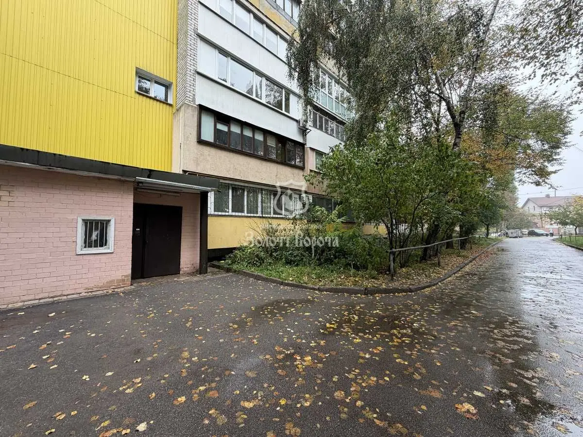 Фото Selling a 1-room apartment, 32.4 sq.m., Zodchykh Street 74 Kyiv, price: 40000 USD, code 9891