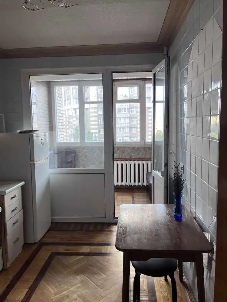 Фото Продаю 2 кімнатну квартиру, 58 кв. м, Миколи Пимоненка вул. 14 Київ, ціна: 58000 USD, код 9892