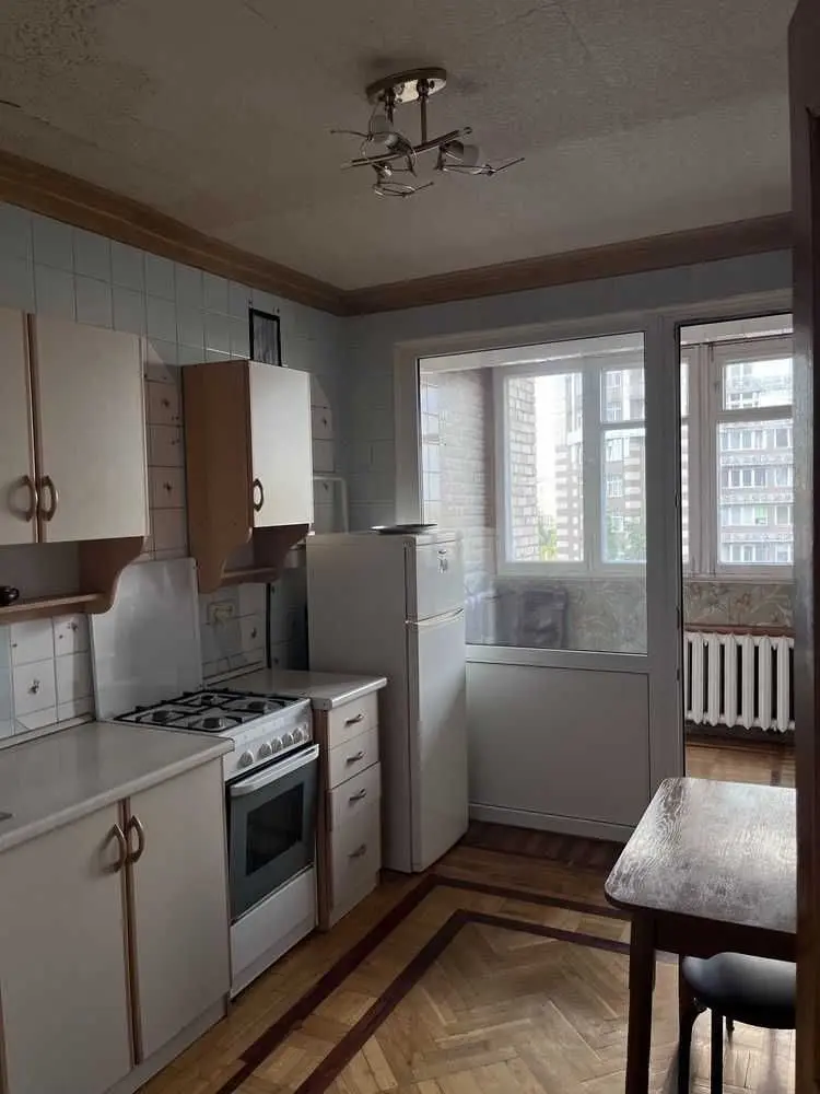 Фото Продаю 2 кімнатну квартиру, 58 кв. м, Миколи Пимоненка вул. 14 Київ, ціна: 58000 USD, код 9892