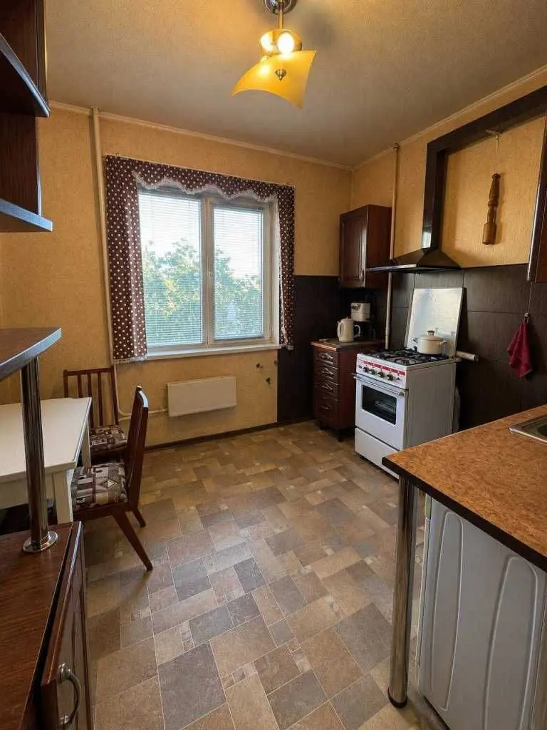 Фото Продаю 2 кімнатну квартиру, 52 кв. м, Зенітного Полку вул. (Грибоєдова) 84 Біла Церква, ціна: 56999 USD, код 9894