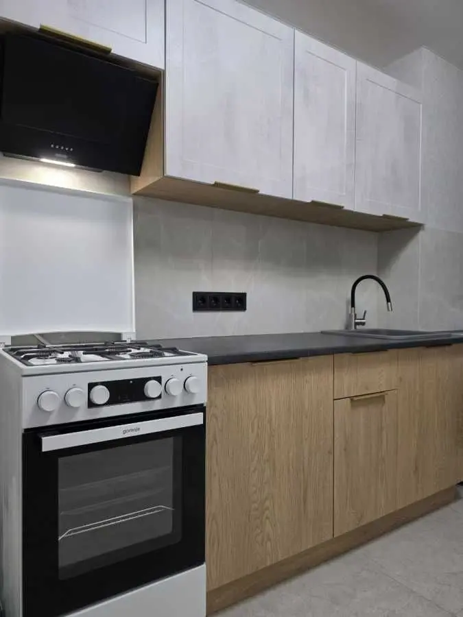 Фото Selling a 3-room apartment, 72 sq.m., Volodymyra Durdukivskoho street (Bonch-Bruievycha Street)  Kyiv, price: 88000 USD, code 9902