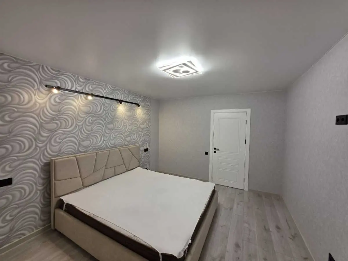 Фото Selling a 3-room apartment, 72 sq.m., Volodymyra Durdukivskoho street (Bonch-Bruievycha Street)  Kyiv, price: 88000 USD, code 9902