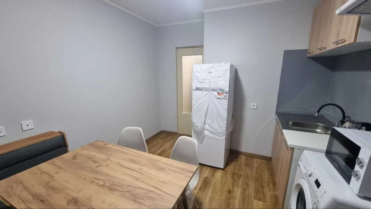 Фото Продаю 1-комнатную квартиру, 35 кв. м, Науки просп.  Киев, цена: 49999 USD, код 9903