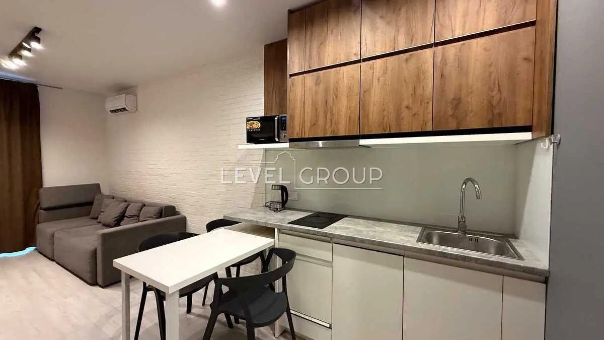 Фото Продаю 1-комнатную квартиру, 30 кв. м, Васильковская ул.  Киев, цена: 75000 USD, код 9914